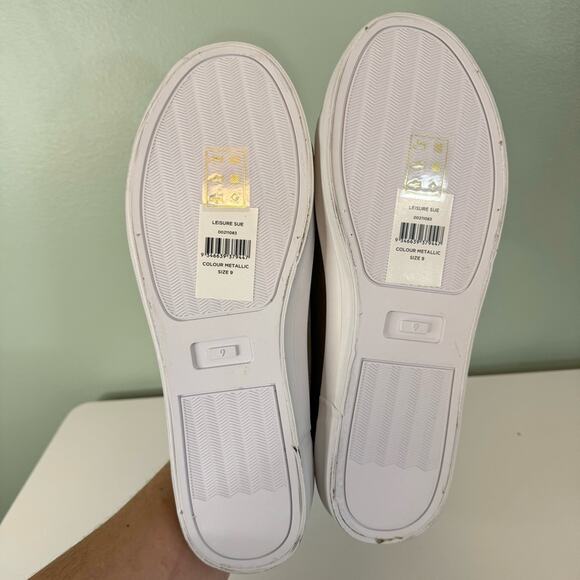 Evans Women's Metallic Tan Velcro Closure Sneaker Size 9.5 Extra Wide EE - Picture 8 of 11